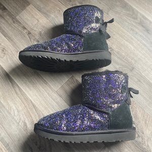 UGG CLASSIC MINI COSMOS BOW Boots Sz 8